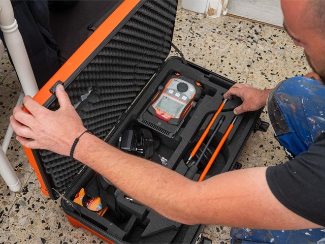 4 señales de que tienes una fuga de agua oculta en tu vivienda