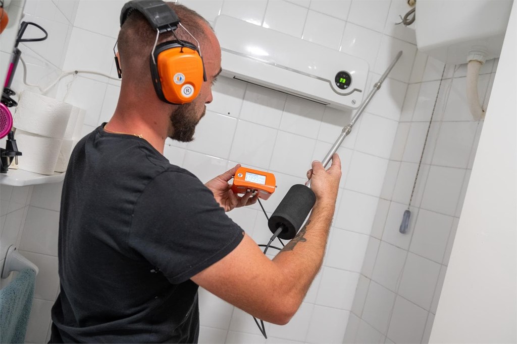 Ahorra dinero con nuestro novedoso detector de fugas de agua en Ferrol