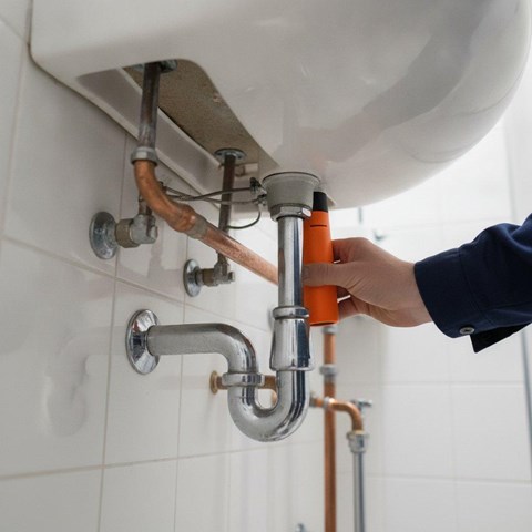Despídete de las humedades: detección profesional de fugas de agua en baños y cocinas en Ares - Imagen 1