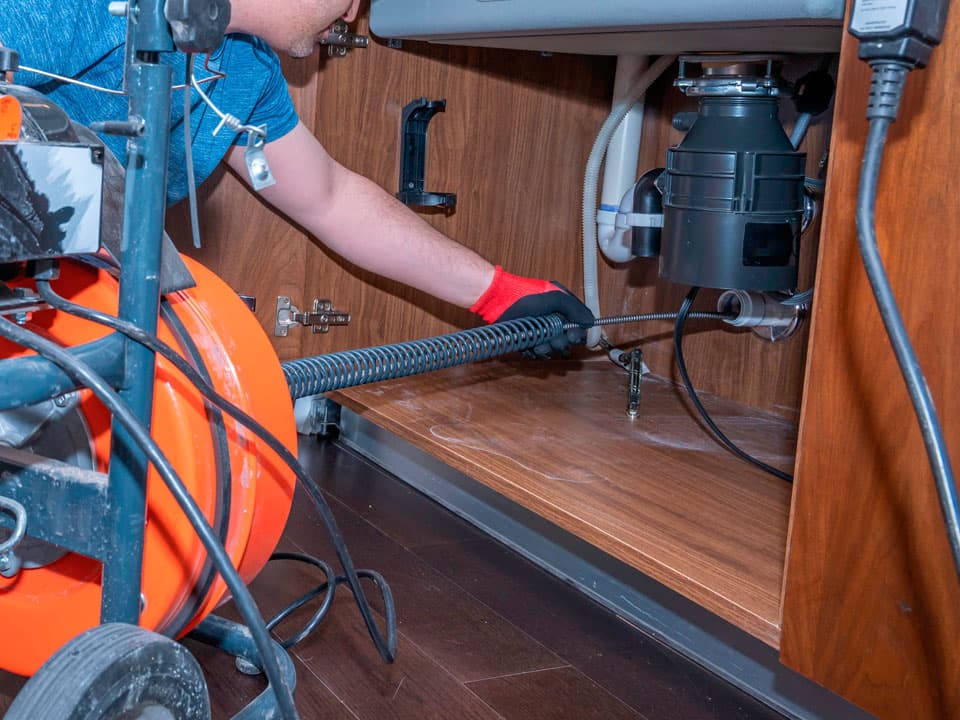 Empresa de limpieza de canalones en Ferrol